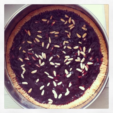 crostata di kamut integrale con marmellate dei boschi